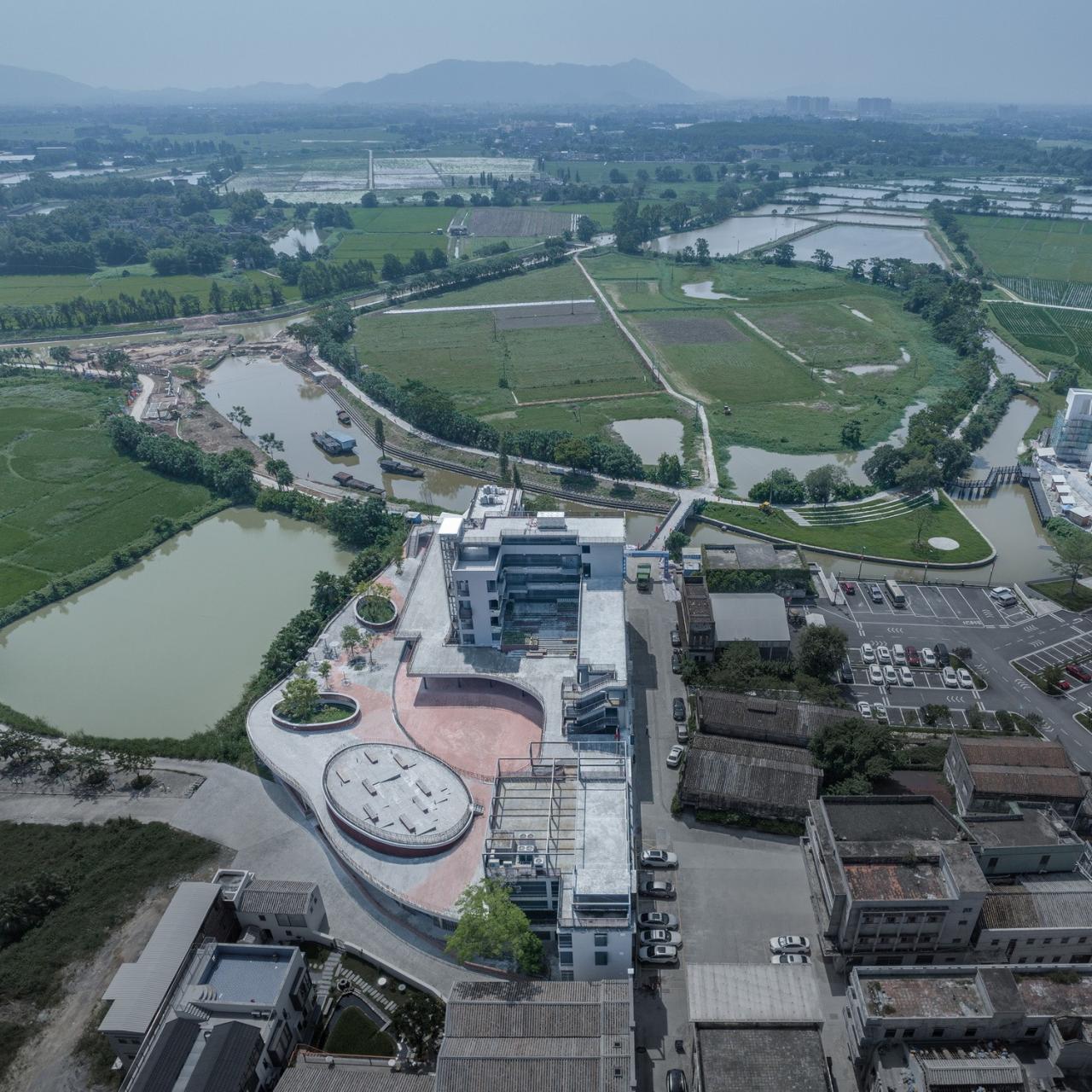 BIM建筑|改造、加建与扩建,江门市乡村振兴培训中心 / 华南理工大学建筑设计研究院 BIM建筑|改造、加建与扩建,江门市乡村振兴培训中心 / 华南理工大学建筑设计研究院
