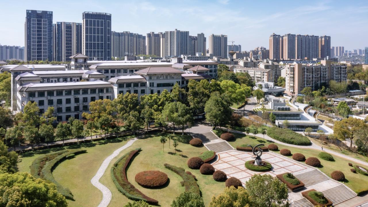 BIM建筑|长沙市南雅中学图书馆 / 中机国际罗劲工作室 BIM建筑|长沙市南雅中学图书馆 / 中机国际罗劲工作室