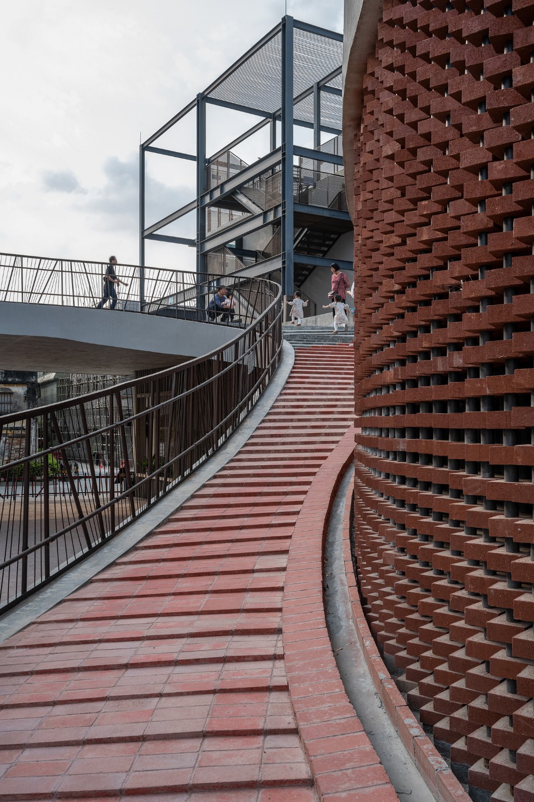 BIM建筑|改造、加建与扩建,江门市乡村振兴培训中心 / 华南理工大学建筑设计研究院 BIM建筑|改造、加建与扩建,江门市乡村振兴培训中心 / 华南理工大学建筑设计研究院