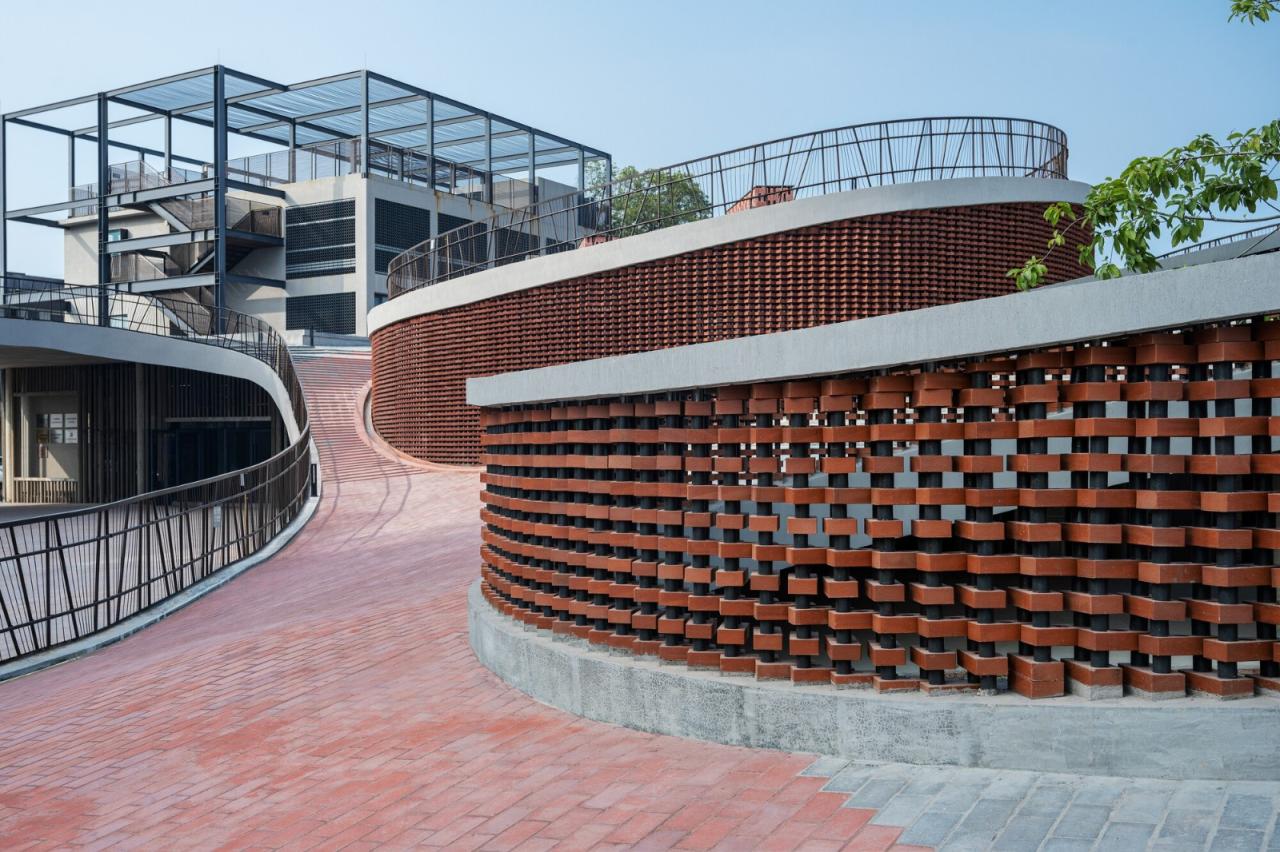 BIM建筑|改造、加建与扩建,江门市乡村振兴培训中心 / 华南理工大学建筑设计研究院 BIM建筑|改造、加建与扩建,江门市乡村振兴培训中心 / 华南理工大学建筑设计研究院