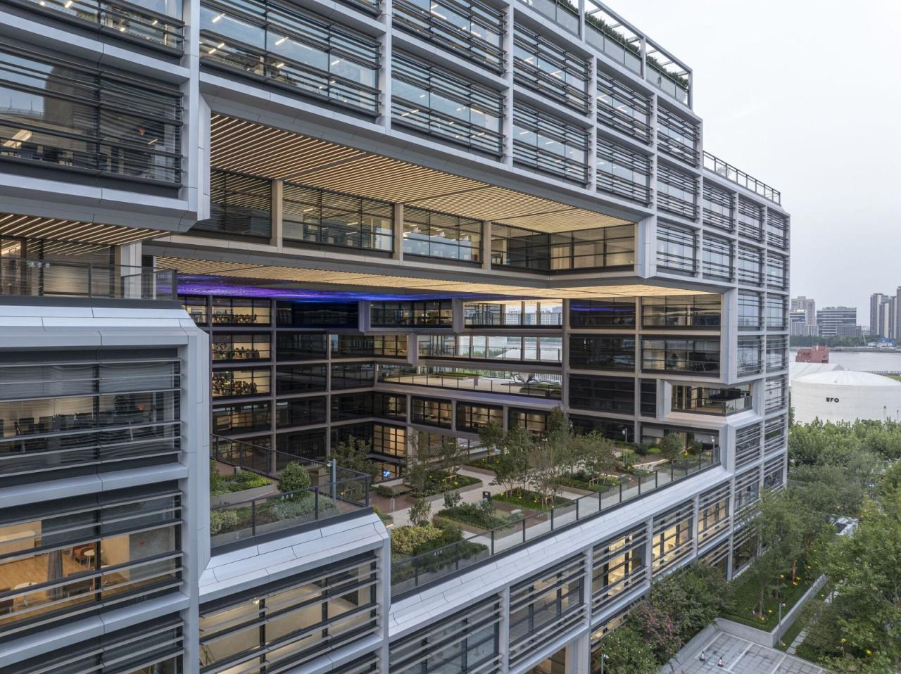 BIM建筑|阿里巴巴上海园区 / Foster + Partners BIM建筑|阿里巴巴上海园区 / Foster + Partners