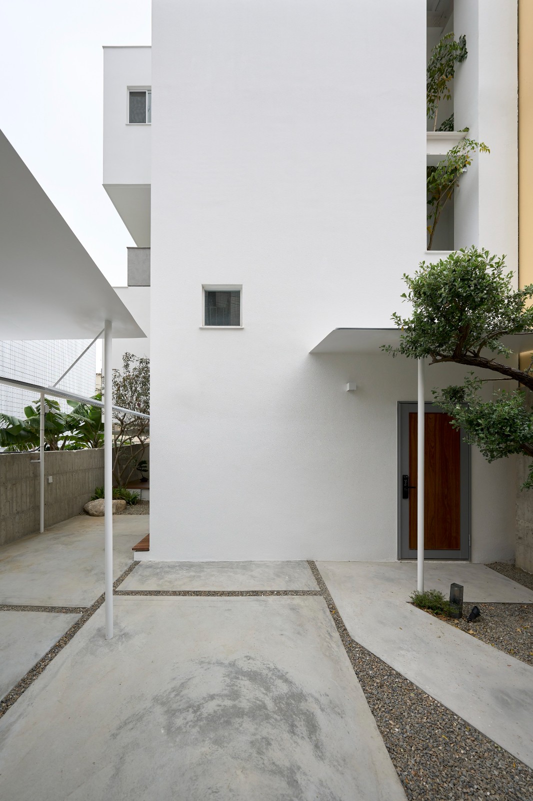 BIM建筑|山谷之家 / Soar Design Studio + Ray Architects BIM建筑|山谷之家 / Soar Design Studio + Ray Architects