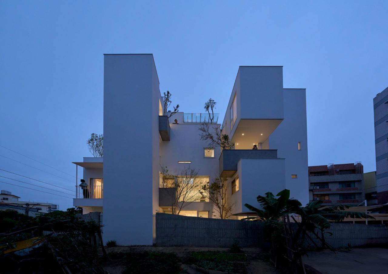 BIM建筑|山谷之家 / Soar Design Studio + Ray Architects BIM建筑|山谷之家 / Soar Design Studio + Ray Architects