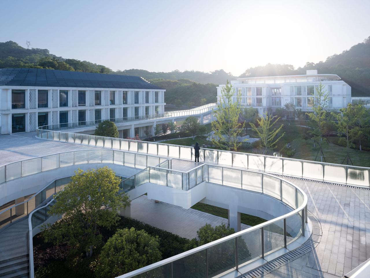 BIM建筑|山水疗愈,身心宜居:杭州市第一社会福利院 / 浙江大学建筑设计研究院 BIM建筑|山水疗愈,身心宜居:杭州市第一社会福利院 / 浙江大学建筑设计研究院