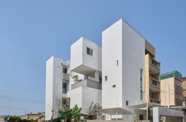 BIM建筑|山谷之家 / Soar Design Studio + Ray Architects-BIM建筑网