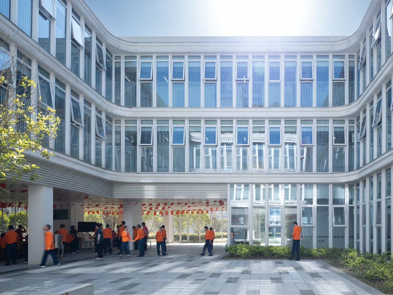 BIM建筑|山水疗愈,身心宜居:杭州市第一社会福利院 / 浙江大学建筑设计研究院 BIM建筑|山水疗愈,身心宜居:杭州市第一社会福利院 / 浙江大学建筑设计研究院