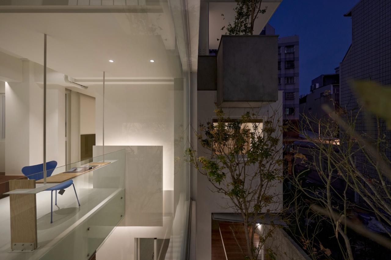 BIM建筑|山谷之家 / Soar Design Studio + Ray Architects BIM建筑|山谷之家 / Soar Design Studio + Ray Architects