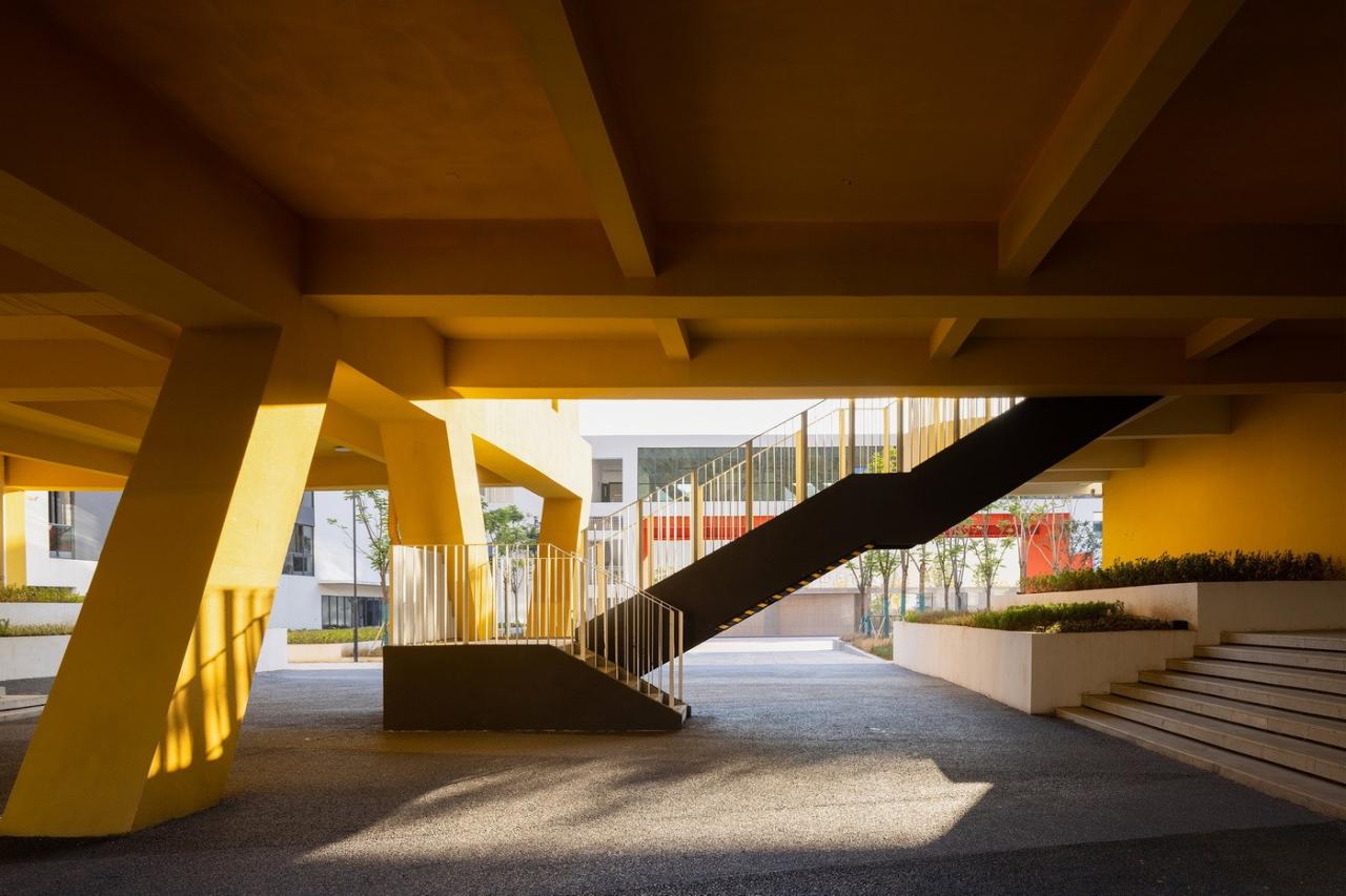 BIM建筑|南山五福堂高级中学 / 小写建筑 BIM建筑|南山五福堂高级中学 / 小写建筑