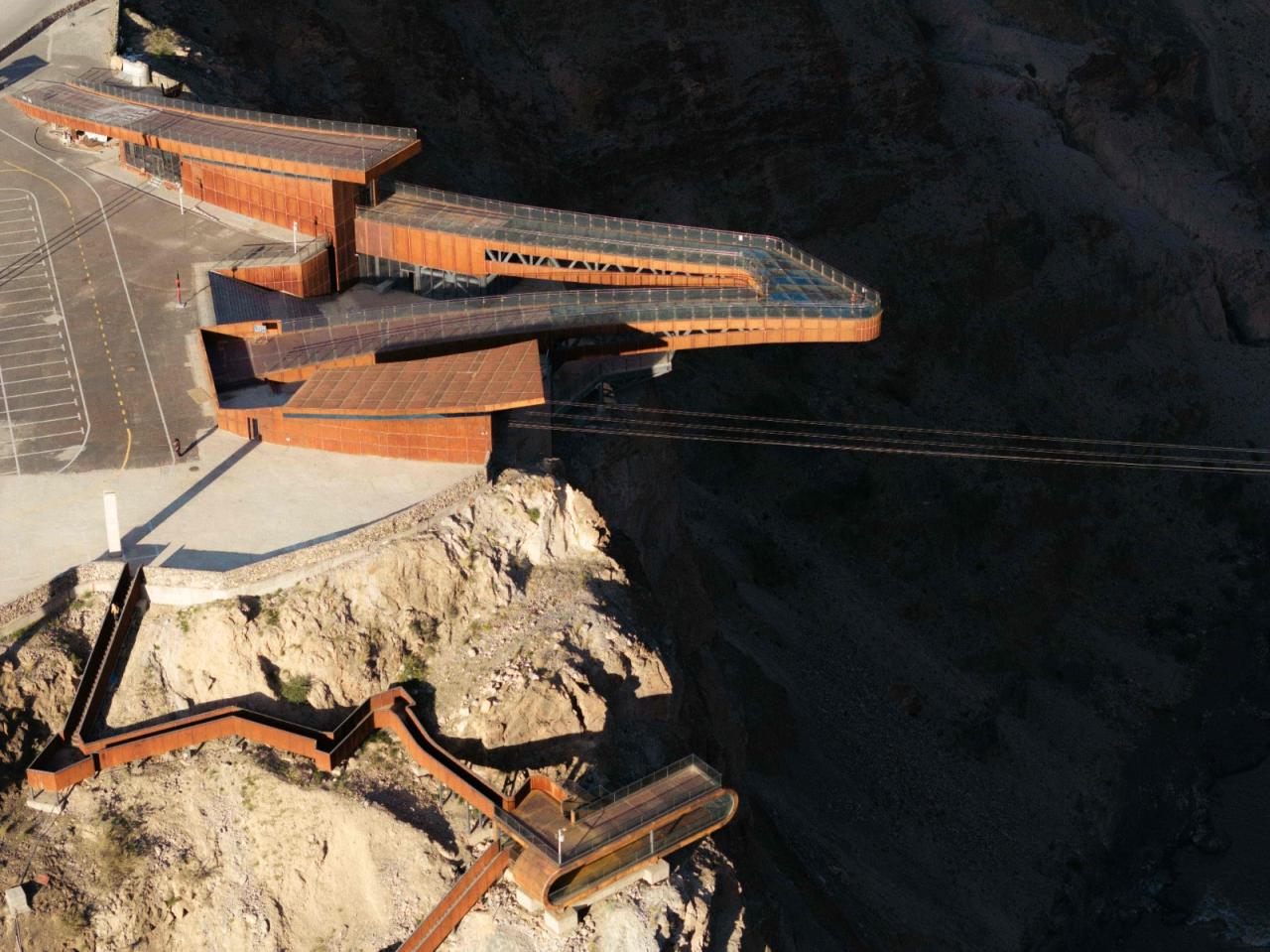 BIM建筑|西藏•怒江72拐大峡谷景区 / 小隐建筑事务所 BIM建筑|西藏•怒江72拐大峡谷景区 / 小隐建筑事务所