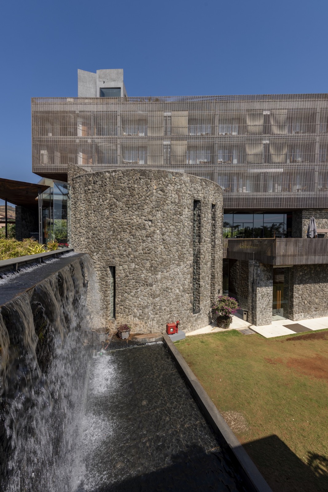 BIM建筑|雷迪森度假酒店及水疗中心 / Malik Architecture BIM建筑|雷迪森度假酒店及水疗中心 / Malik Architecture