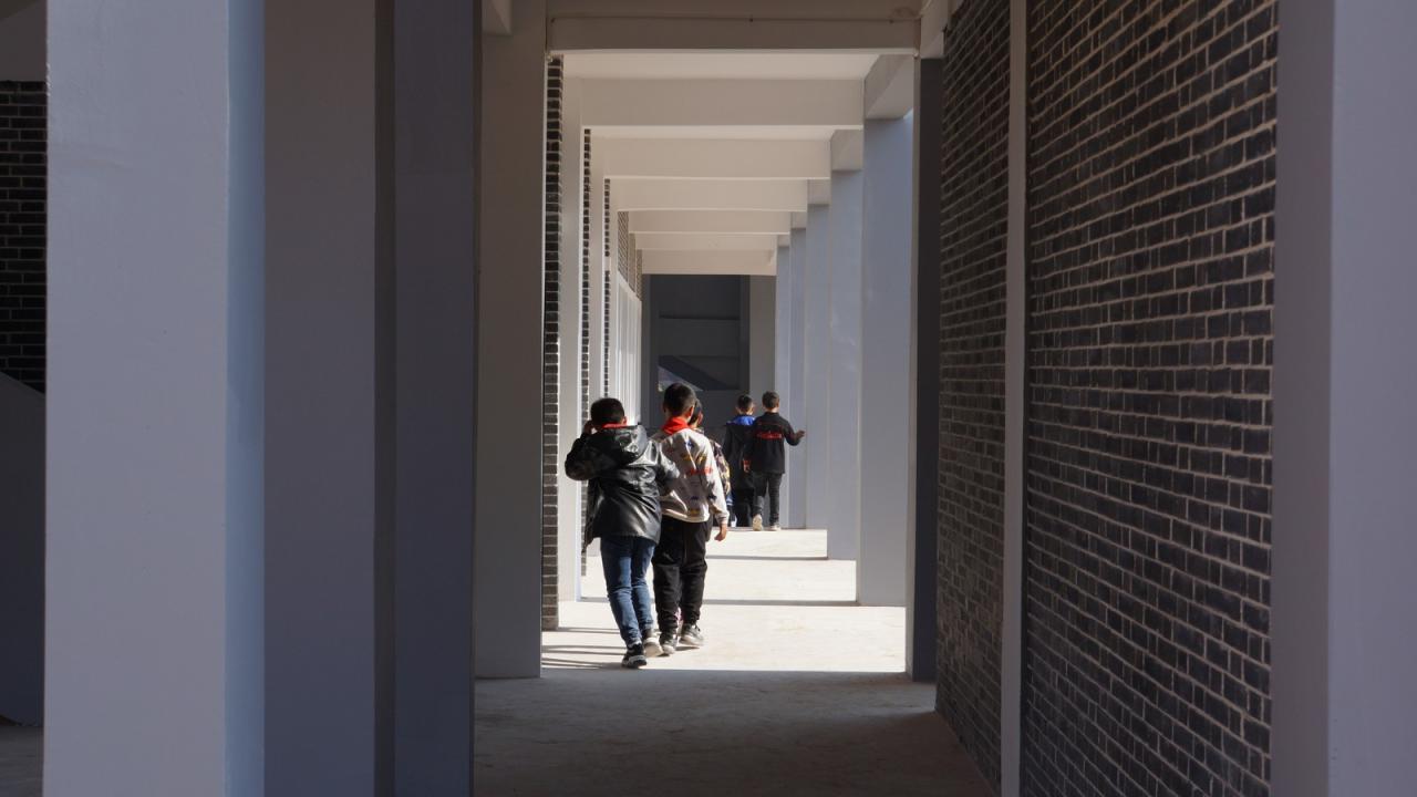 BIM建筑|沿江乡村学校 / DOMAT BIM建筑|沿江乡村学校 / DOMAT