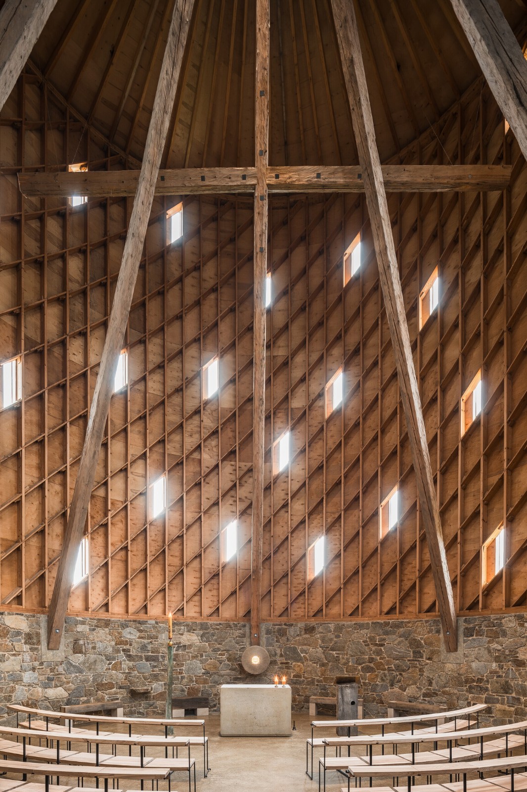 BIM建筑|Nesvačilka 圣母教堂 / RCNKSK BIM建筑|Nesvačilka 圣母教堂 / RCNKSK