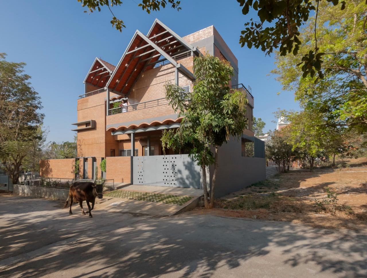 BIM建筑|马杜拉之屋 / Design Kacheri BIM建筑|马杜拉之屋 / Design Kacheri