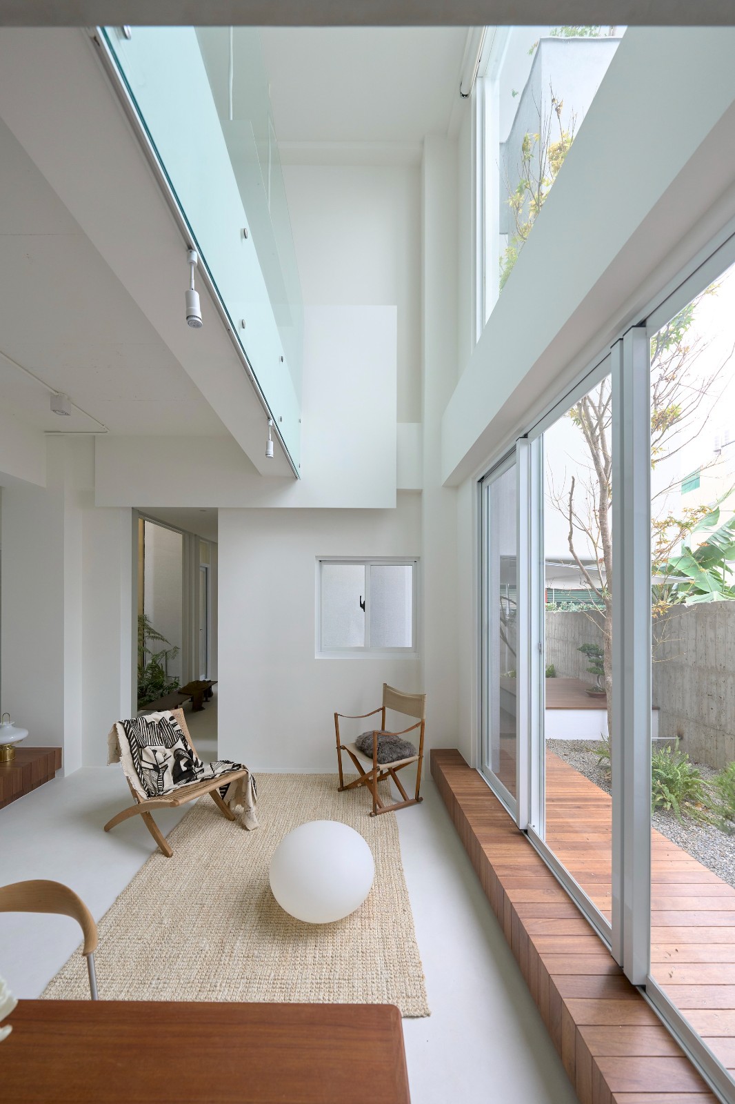 BIM建筑|山谷之家 / Soar Design Studio + Ray Architects BIM建筑|山谷之家 / Soar Design Studio + Ray Architects
