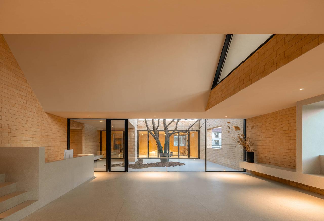 BIM建筑|ARVO 16:30酒店: 接住光影草木的城堡 / 大料建筑 BIM建筑|ARVO 16:30酒店: 接住光影草木的城堡 / 大料建筑
