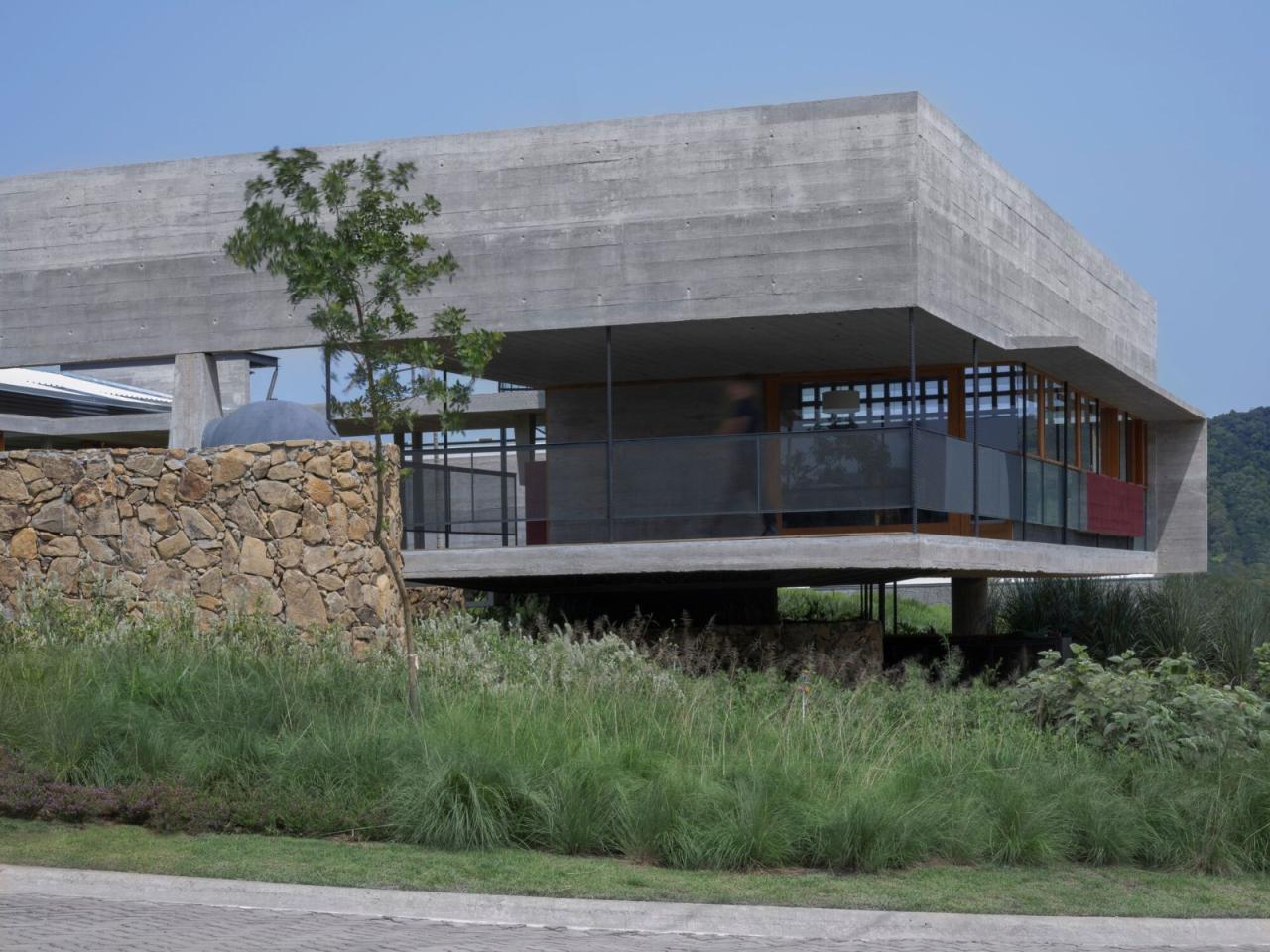 BIM建筑|若阿诺波利斯小屋 / Vão BIM建筑|若阿诺波利斯小屋 / Vão