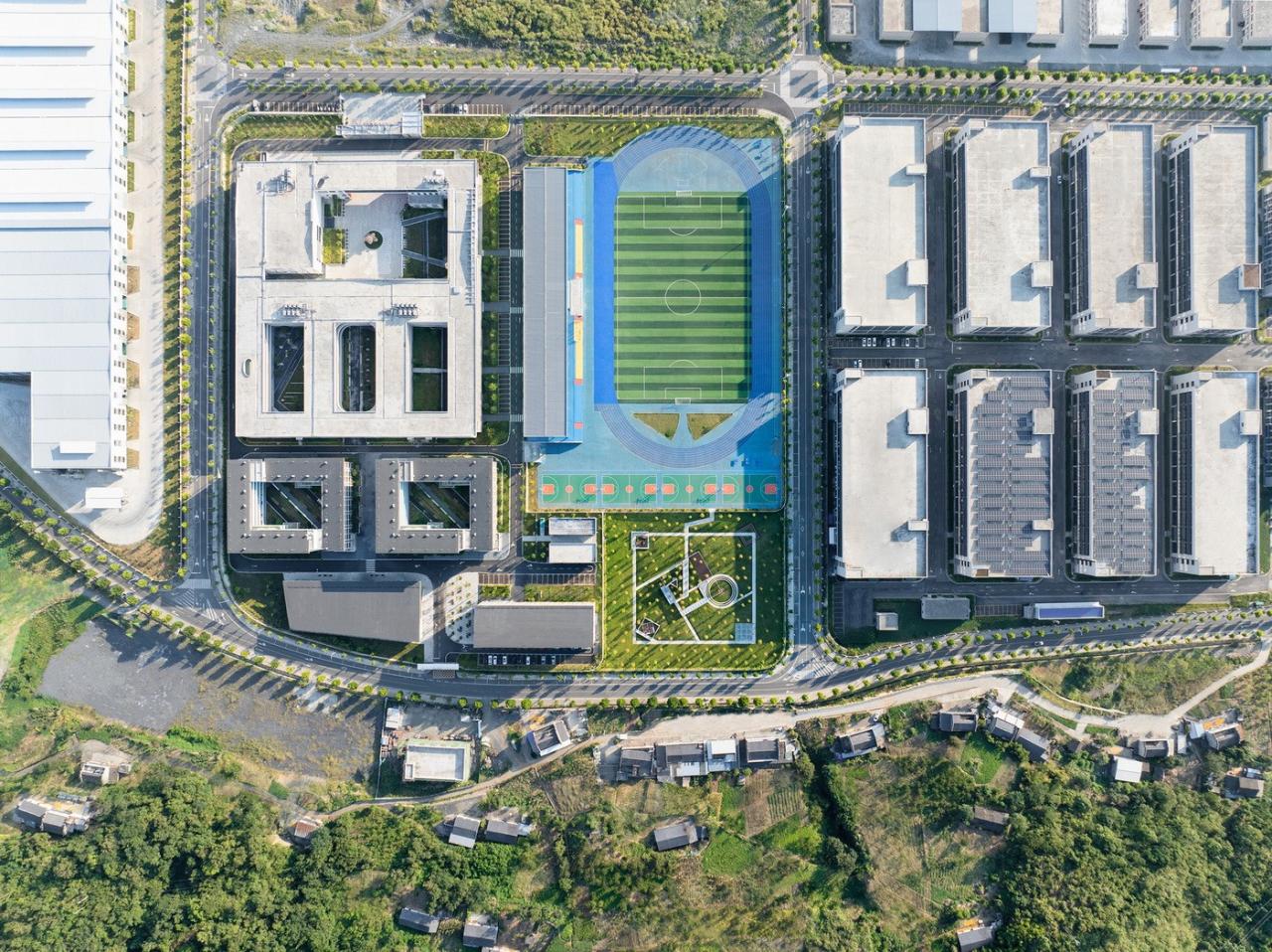 BIM建筑|南山五福堂高级中学 / 小写建筑 BIM建筑|南山五福堂高级中学 / 小写建筑