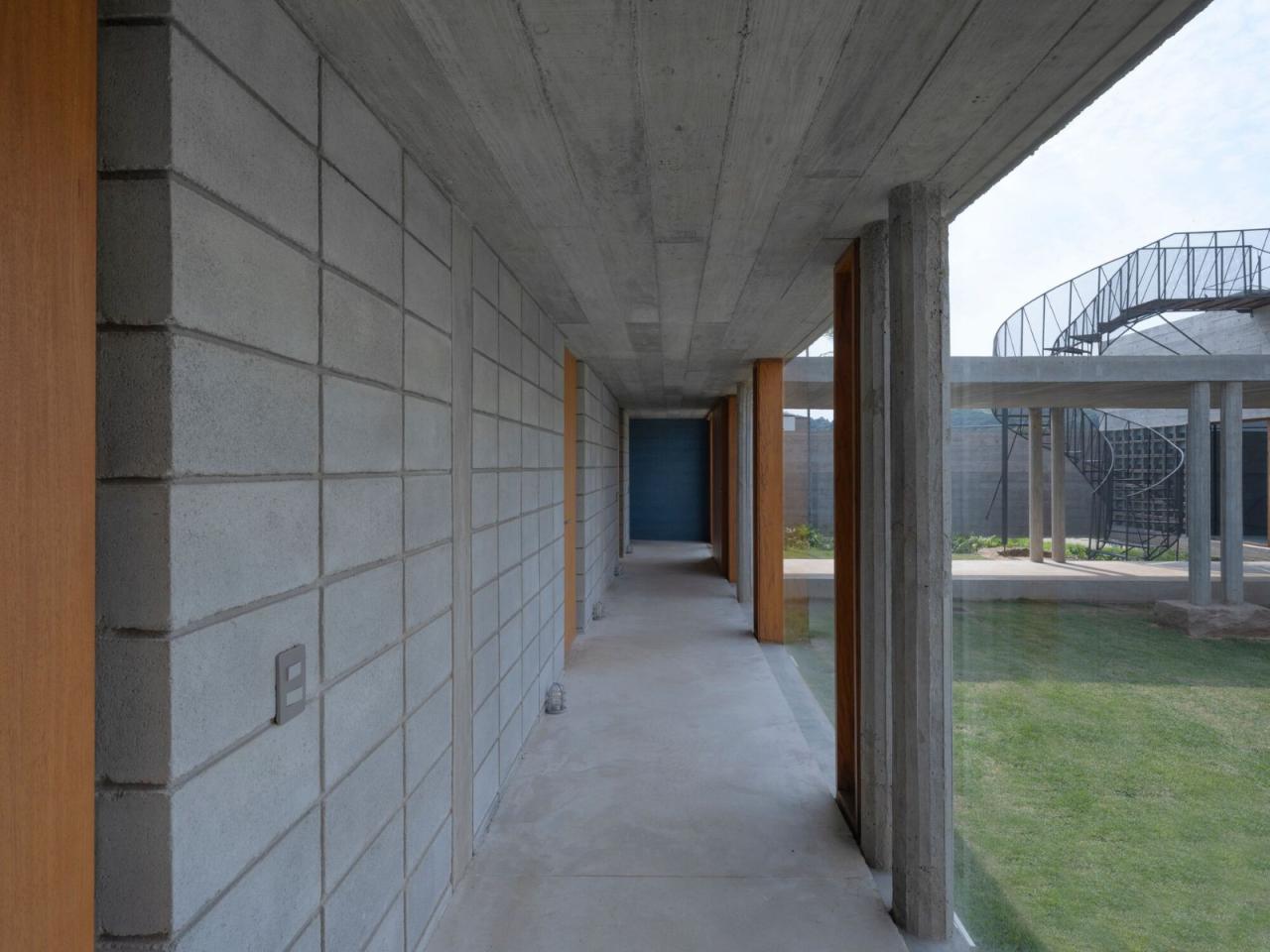 BIM建筑|若阿诺波利斯小屋 / Vão BIM建筑|若阿诺波利斯小屋 / Vão