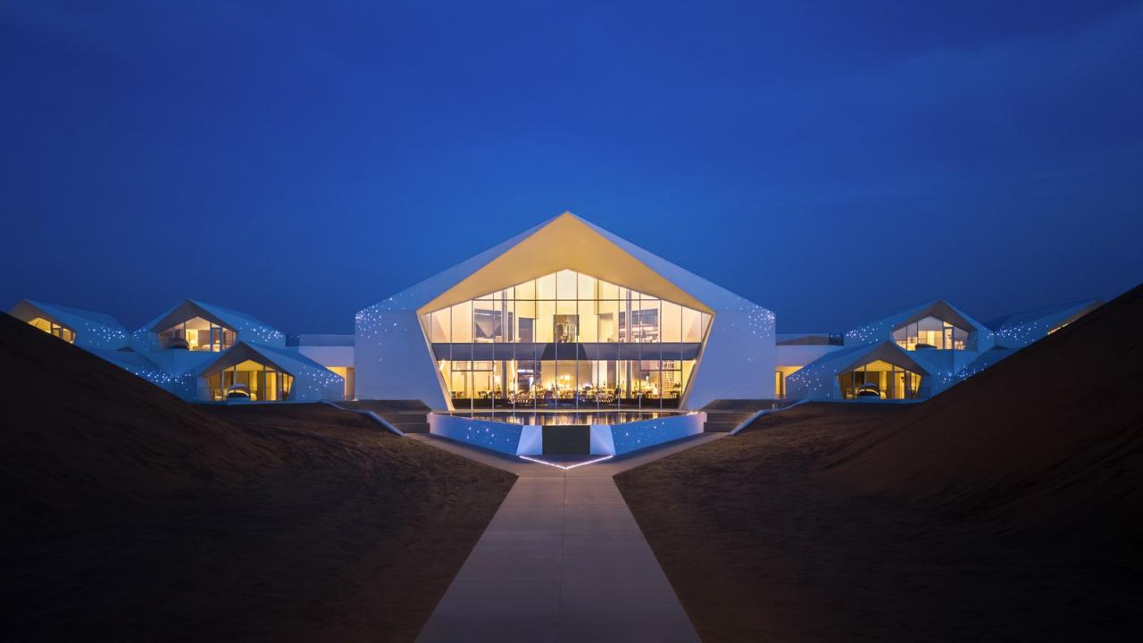 BIM建筑|中卫沙漠钻石酒店 / 水石设计-米川工作室 BIM建筑|中卫沙漠钻石酒店 / 水石设计-米川工作室