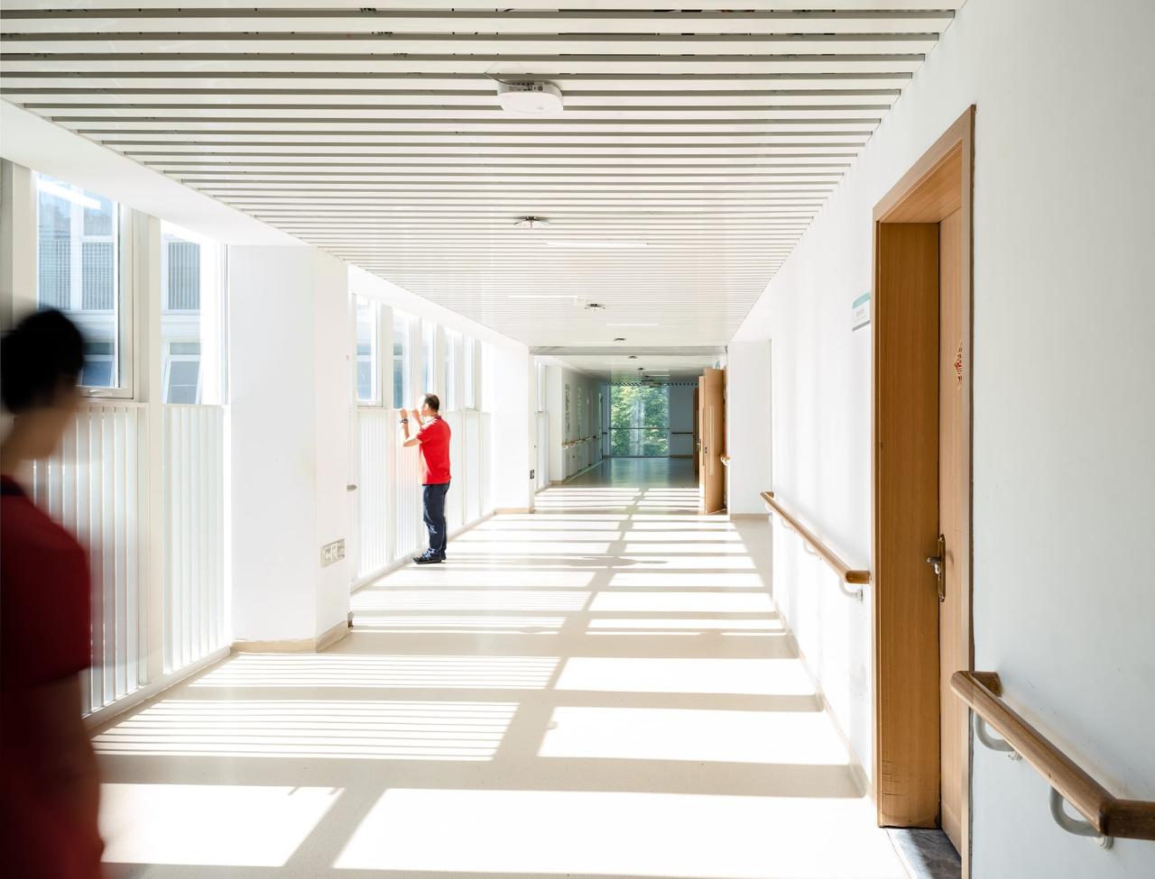 BIM建筑|山水疗愈,身心宜居:杭州市第一社会福利院 / 浙江大学建筑设计研究院 BIM建筑|山水疗愈,身心宜居:杭州市第一社会福利院 / 浙江大学建筑设计研究院