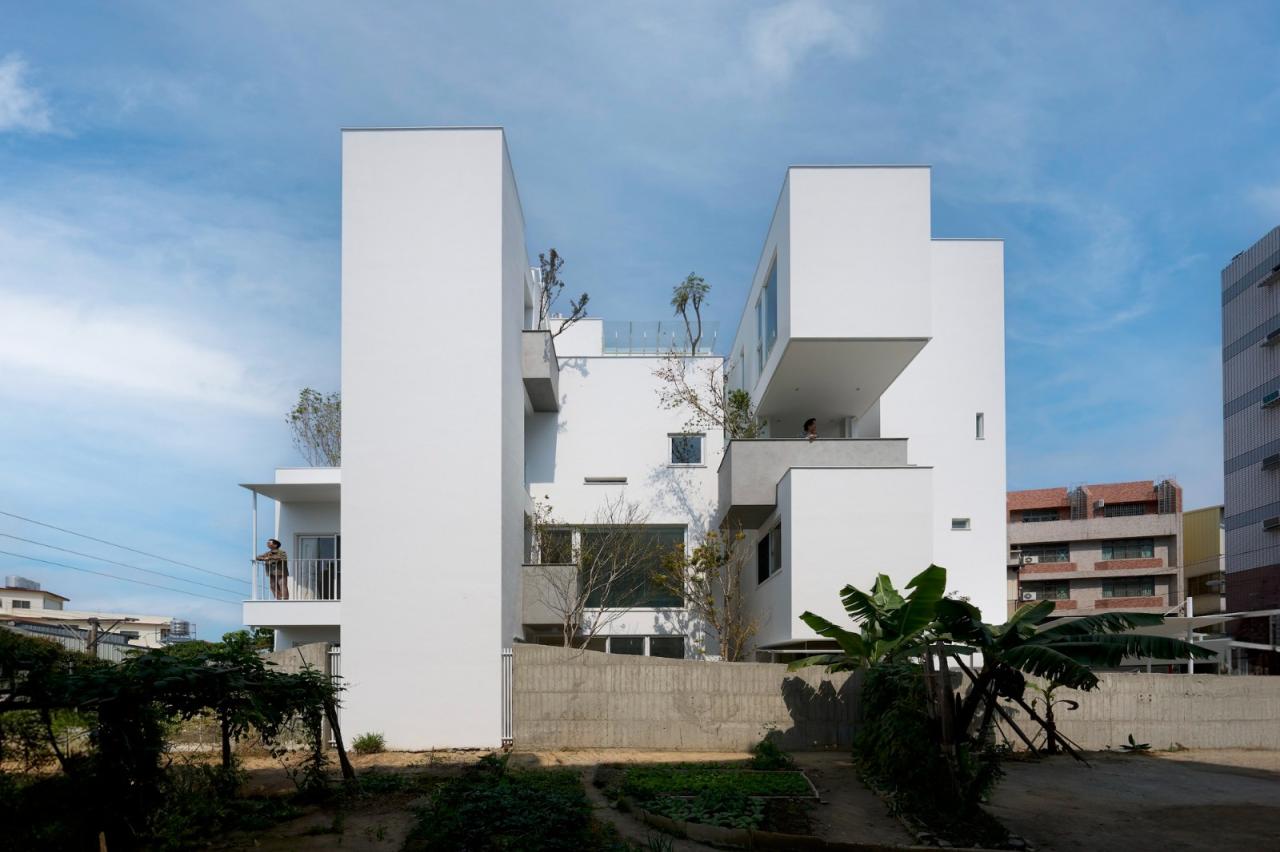 BIM建筑|山谷之家 / Soar Design Studio + Ray Architects BIM建筑|山谷之家 / Soar Design Studio + Ray Architects