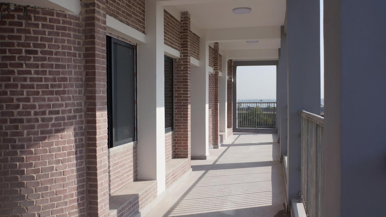 BIM建筑|沿江乡村学校 / DOMAT BIM建筑|沿江乡村学校 / DOMAT