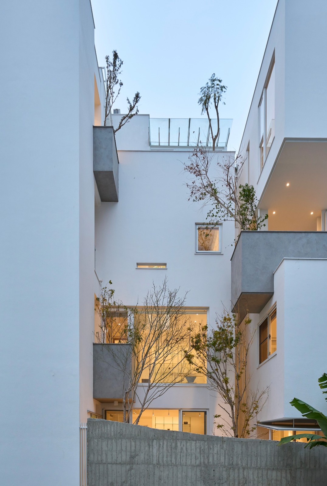 BIM建筑|山谷之家 / Soar Design Studio + Ray Architects BIM建筑|山谷之家 / Soar Design Studio + Ray Architects