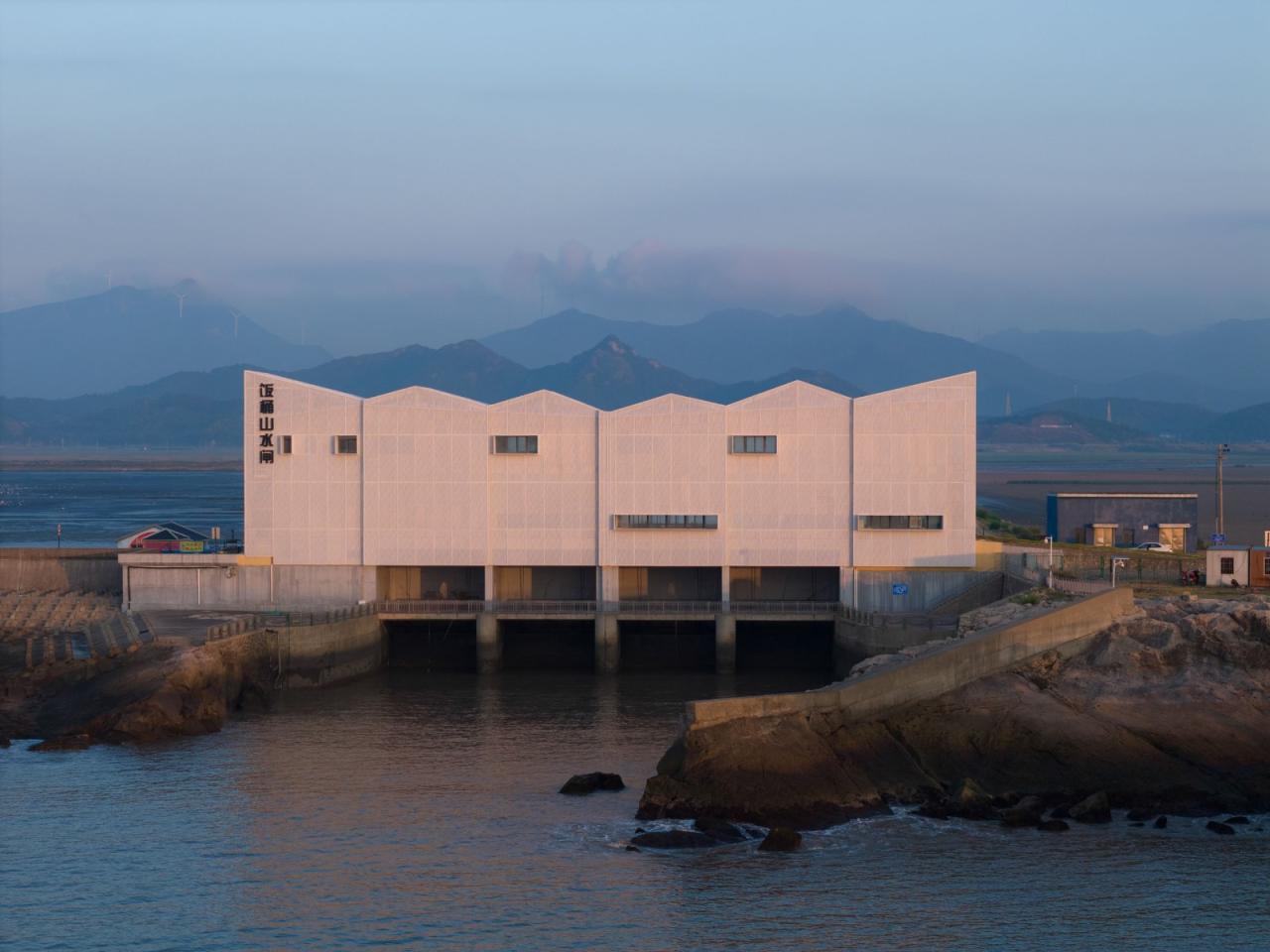 BIM建筑|山海之界”- 象山饭桶营地山水闸改造 / MARS星球建筑 BIM建筑|山海之界”- 象山饭桶营地山水闸改造 / MARS星球建筑