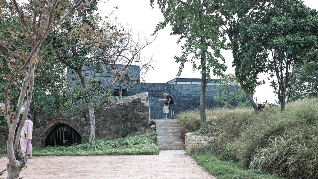 BIM建筑|“釉”织新旧,黄龙山·紫砂矿源展示馆 / 东南大学建筑学院+旭可建筑 BIM建筑|“釉”织新旧,黄龙山·紫砂矿源展示馆 / 东南大学建筑学院+旭可建筑