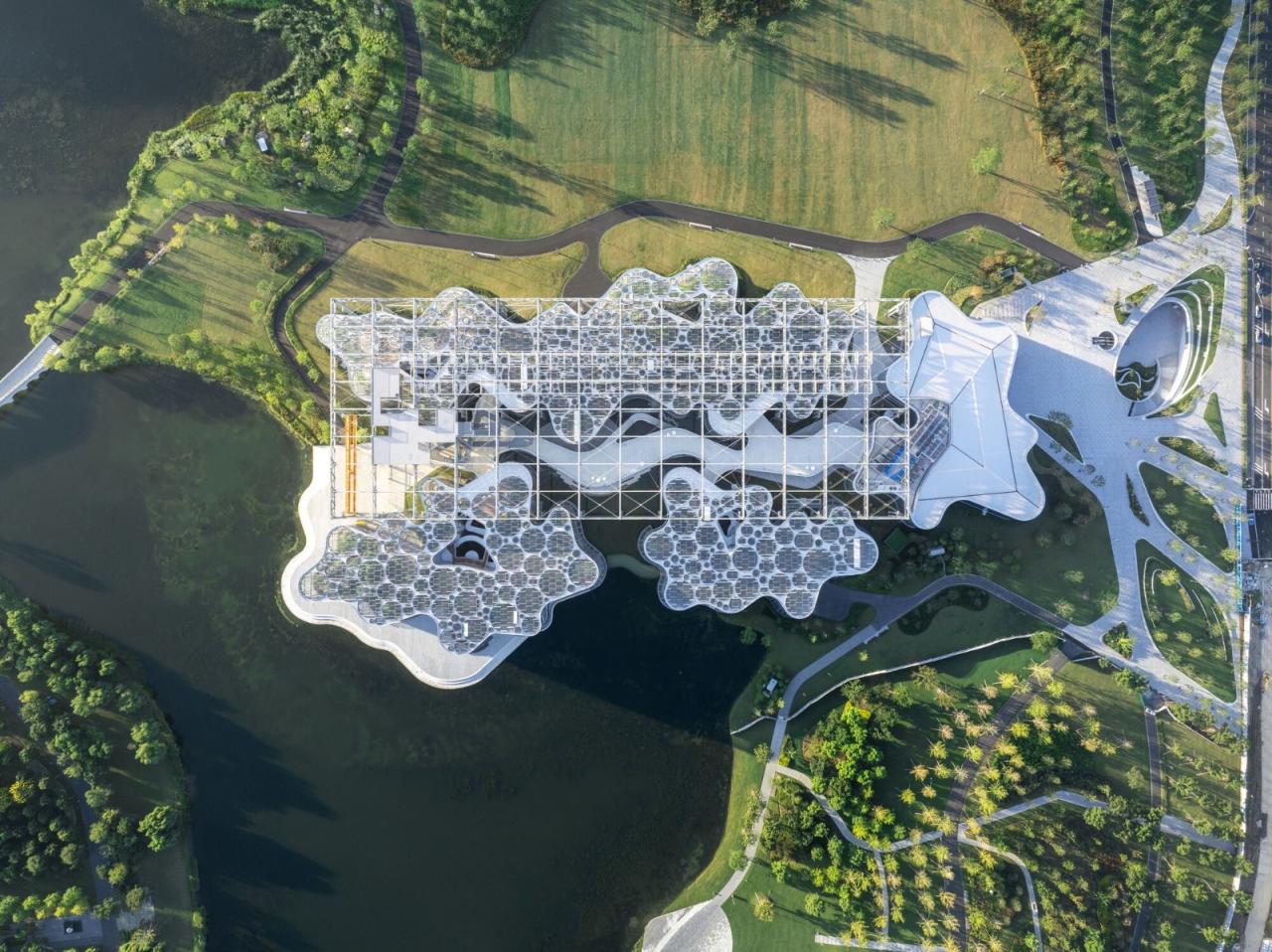 BIM建筑|上海版“疯狂植物园”,亚洲最大温室花园 / Delugan Meissl Associated Architects BIM建筑|上海版“疯狂植物园”,亚洲最大温室花园 / Delugan Meissl Associated Architects