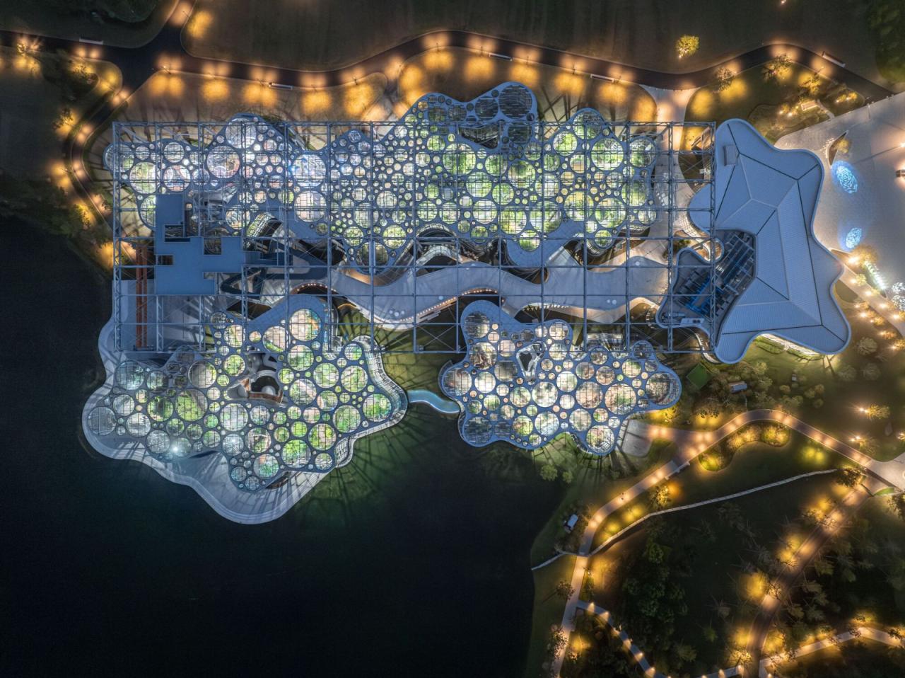 BIM建筑|上海版“疯狂植物园”,亚洲最大温室花园 / Delugan Meissl Associated Architects BIM建筑|上海版“疯狂植物园”,亚洲最大温室花园 / Delugan Meissl Associated Architects