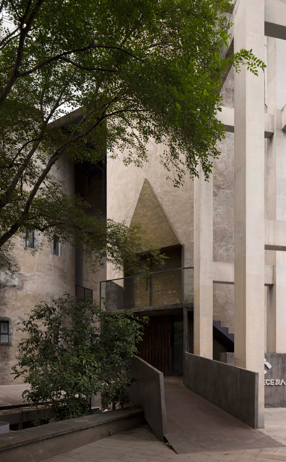 BIM建筑|谢培河X杭州友人制土:追溯时间的情绪建构 / AD ARCHITECTURE BIM建筑|谢培河X杭州友人制土:追溯时间的情绪建构 / AD ARCHITECTURE