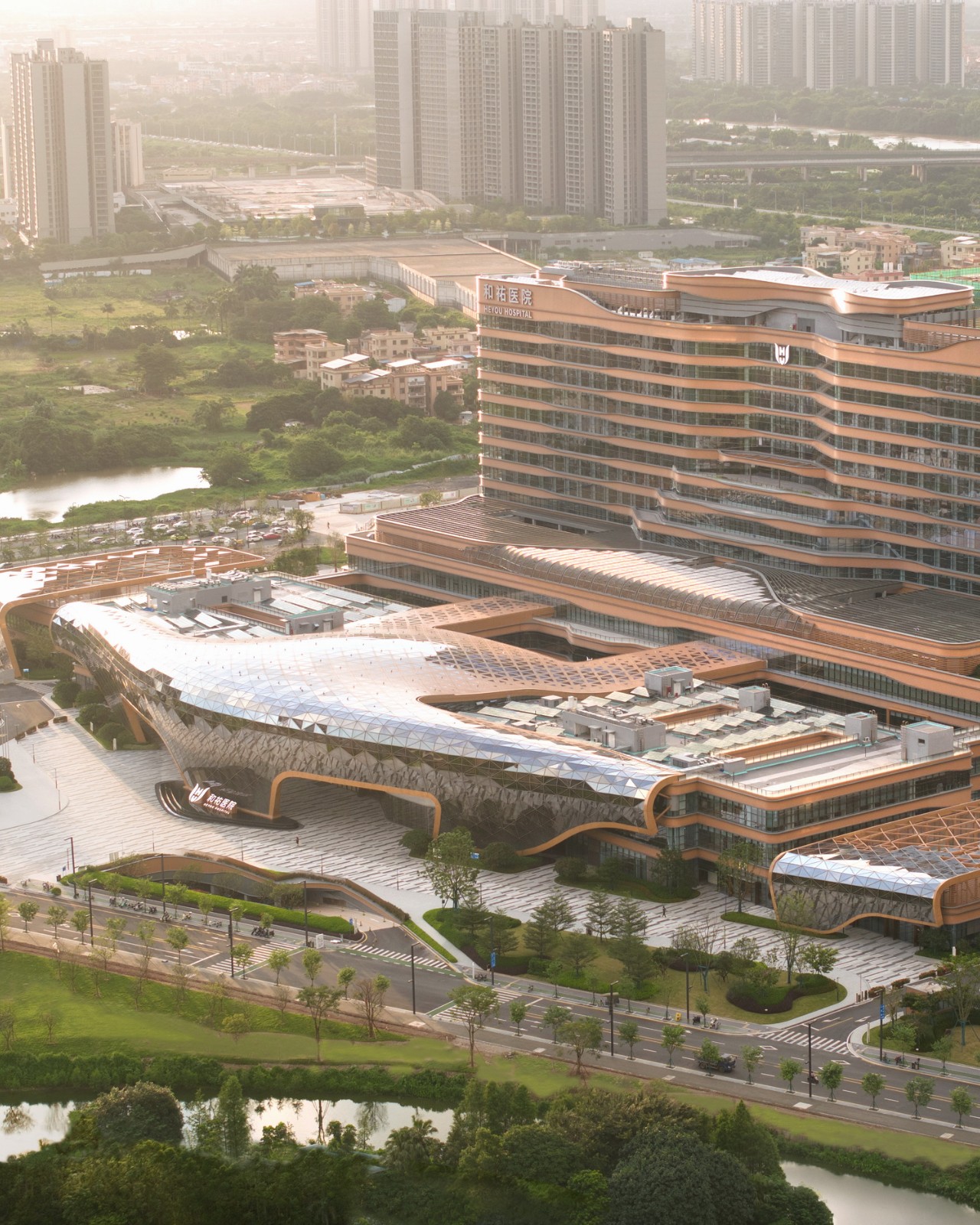 BIM建筑|美的·和祐医院-投资百亿的全球最美花园式医院 / 英国杰典国际建筑 BIM建筑|美的·和祐医院-投资百亿的全球最美花园式医院 / 英国杰典国际建筑