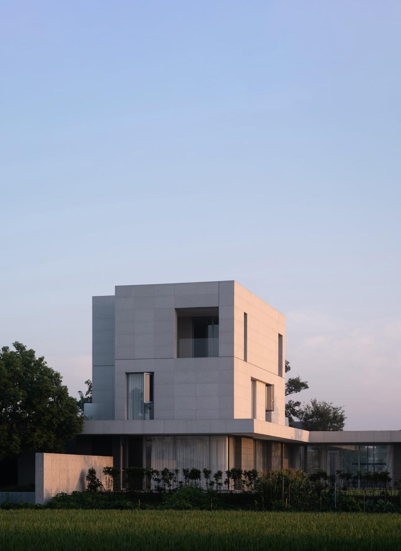 BIM建筑|濬蒙-有光的私宅 上海 / 陆启水建筑师事务所 BIM建筑|濬蒙-有光的私宅 上海 / 陆启水建筑师事务所