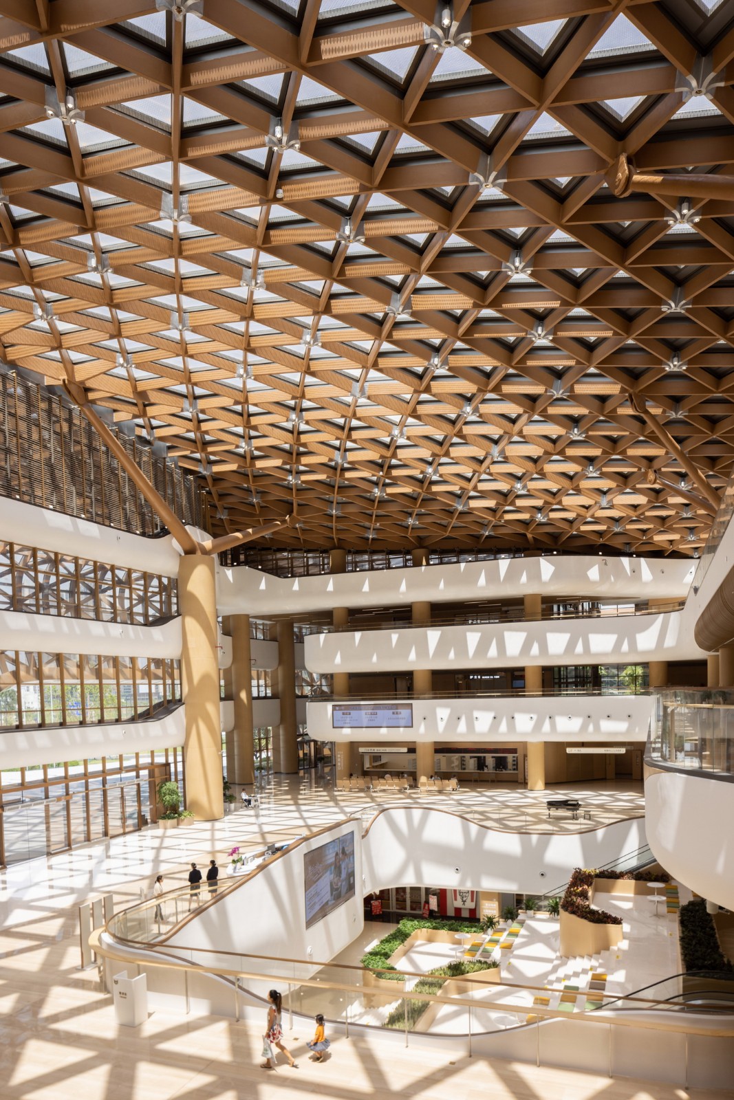 BIM建筑|美的·和祐医院-投资百亿的全球最美花园式医院 / 英国杰典国际建筑 BIM建筑|美的·和祐医院-投资百亿的全球最美花园式医院 / 英国杰典国际建筑
