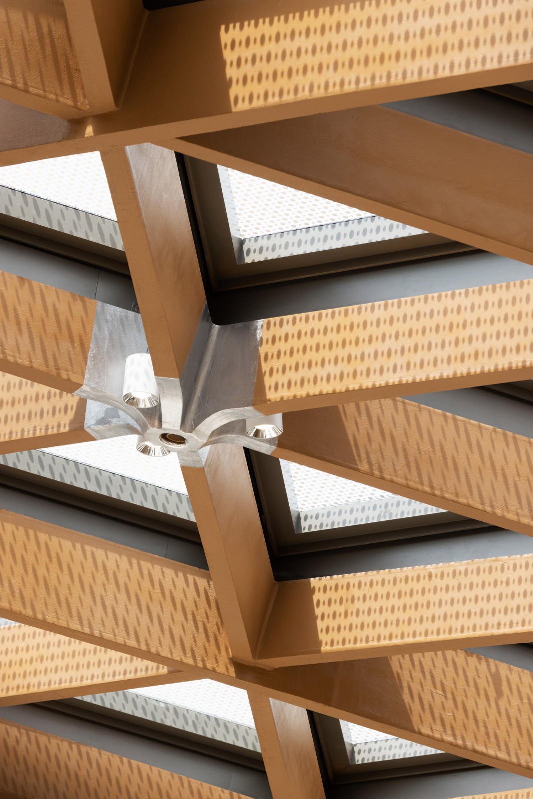 BIM建筑|美的·和祐医院-投资百亿的全球最美花园式医院 / 英国杰典国际建筑 BIM建筑|美的·和祐医院-投资百亿的全球最美花园式医院 / 英国杰典国际建筑