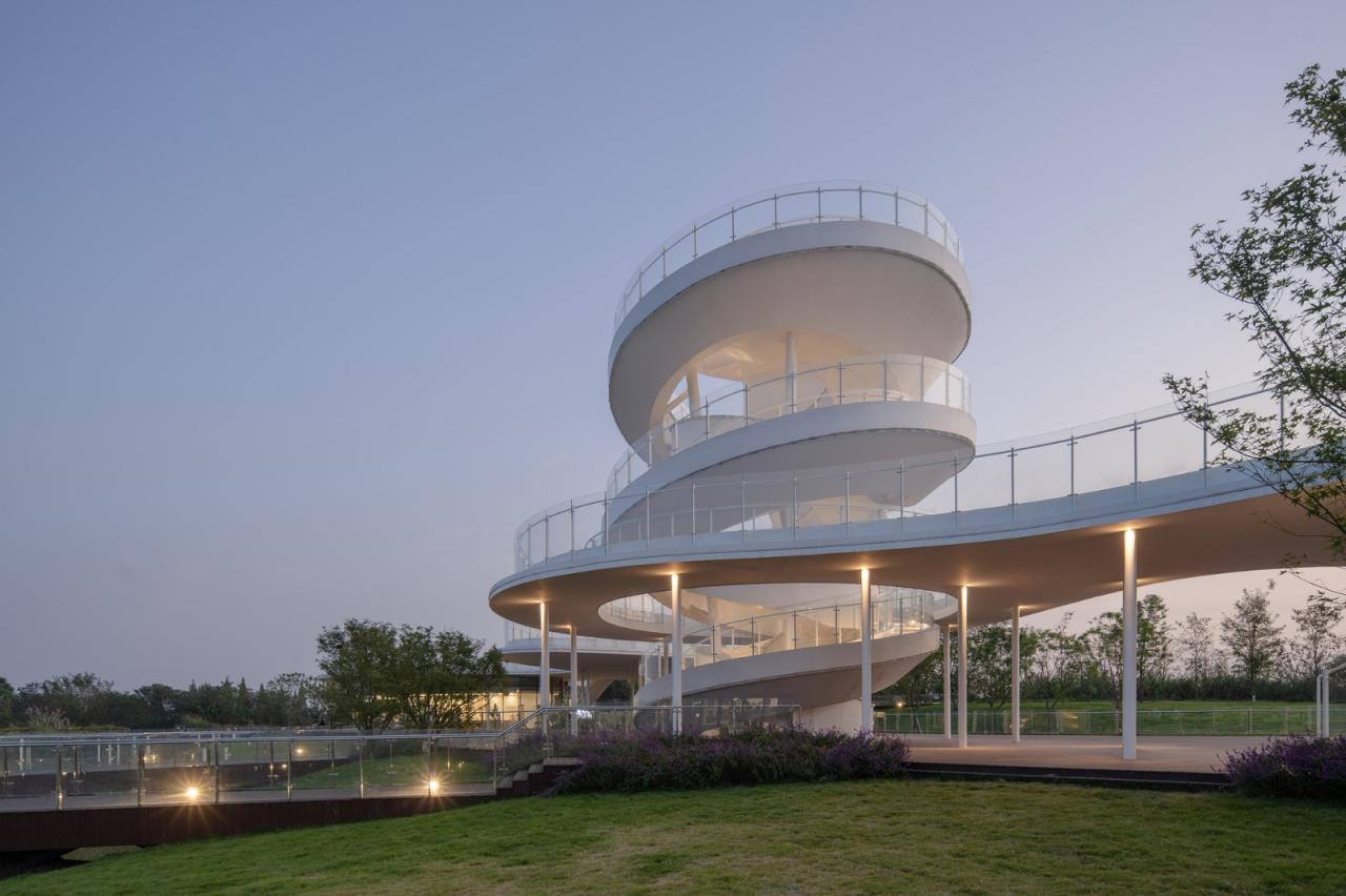 BIM建筑|凫岛 · 鲁家滩湿地公园商业服务中心 / MUDA 慕达建筑 BIM建筑|凫岛 · 鲁家滩湿地公园商业服务中心 / MUDA 慕达建筑