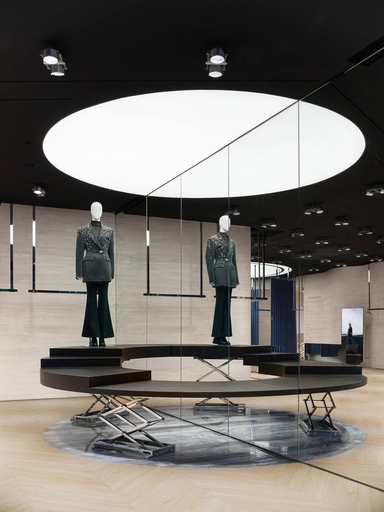 BIM建筑|MITHRIDATE全新精品店:The Sphere 向心剧场 / SLT BIM建筑|MITHRIDATE全新精品店:The Sphere 向心剧场 / SLT