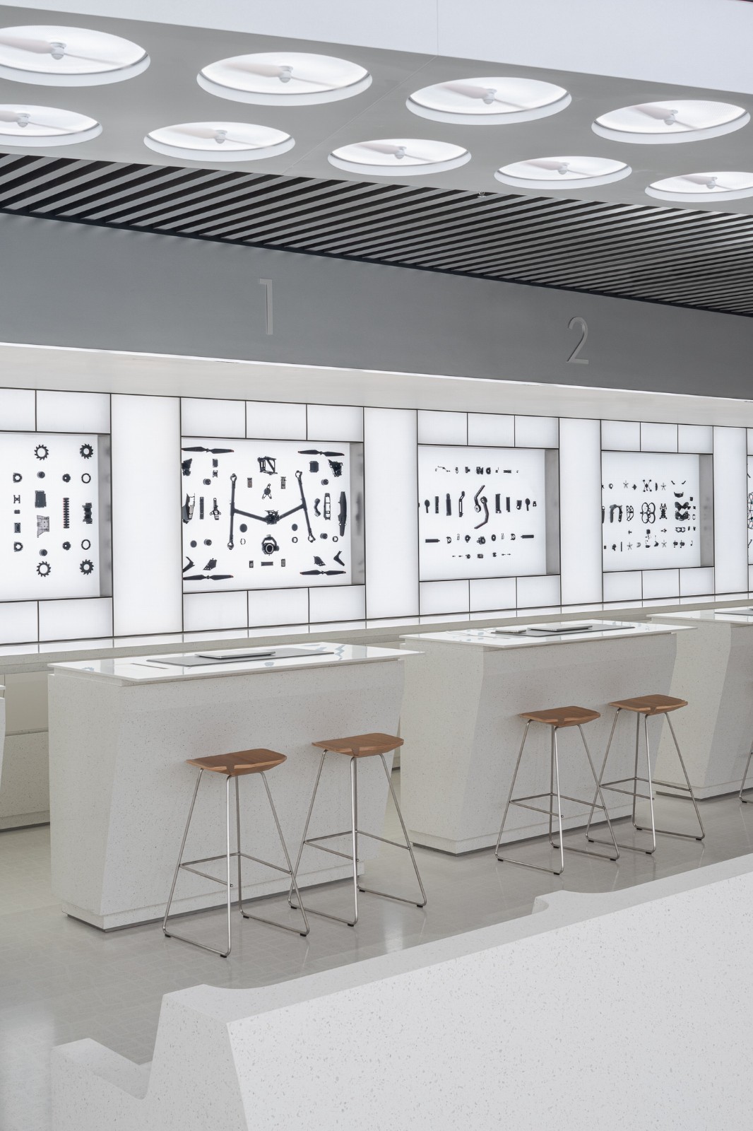BIM建筑|大疆旗舰店 / 万社设计 BIM建筑|大疆旗舰店 / 万社设计