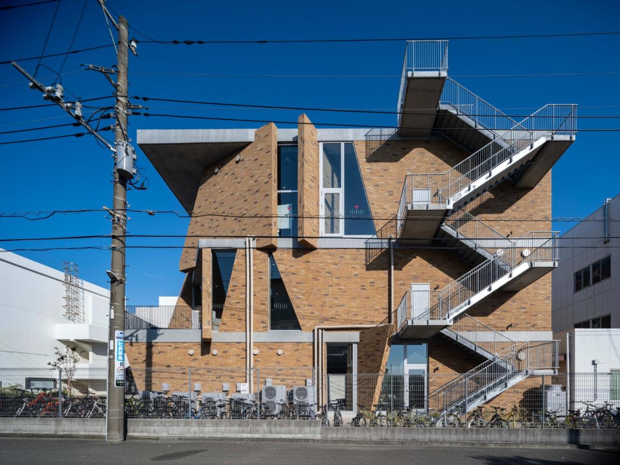 BIM建筑|湘南工科大学附属高中图书馆 / kousou + Fukei Co. BIM建筑|湘南工科大学附属高中图书馆 / kousou + Fukei Co.