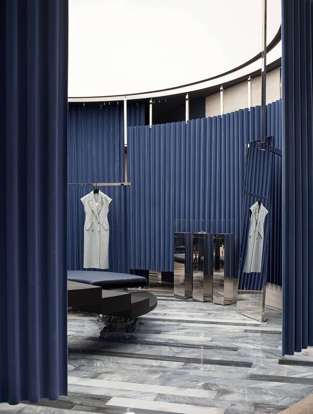BIM建筑|MITHRIDATE全新精品店:The Sphere 向心剧场 / SLT BIM建筑|MITHRIDATE全新精品店:The Sphere 向心剧场 / SLT