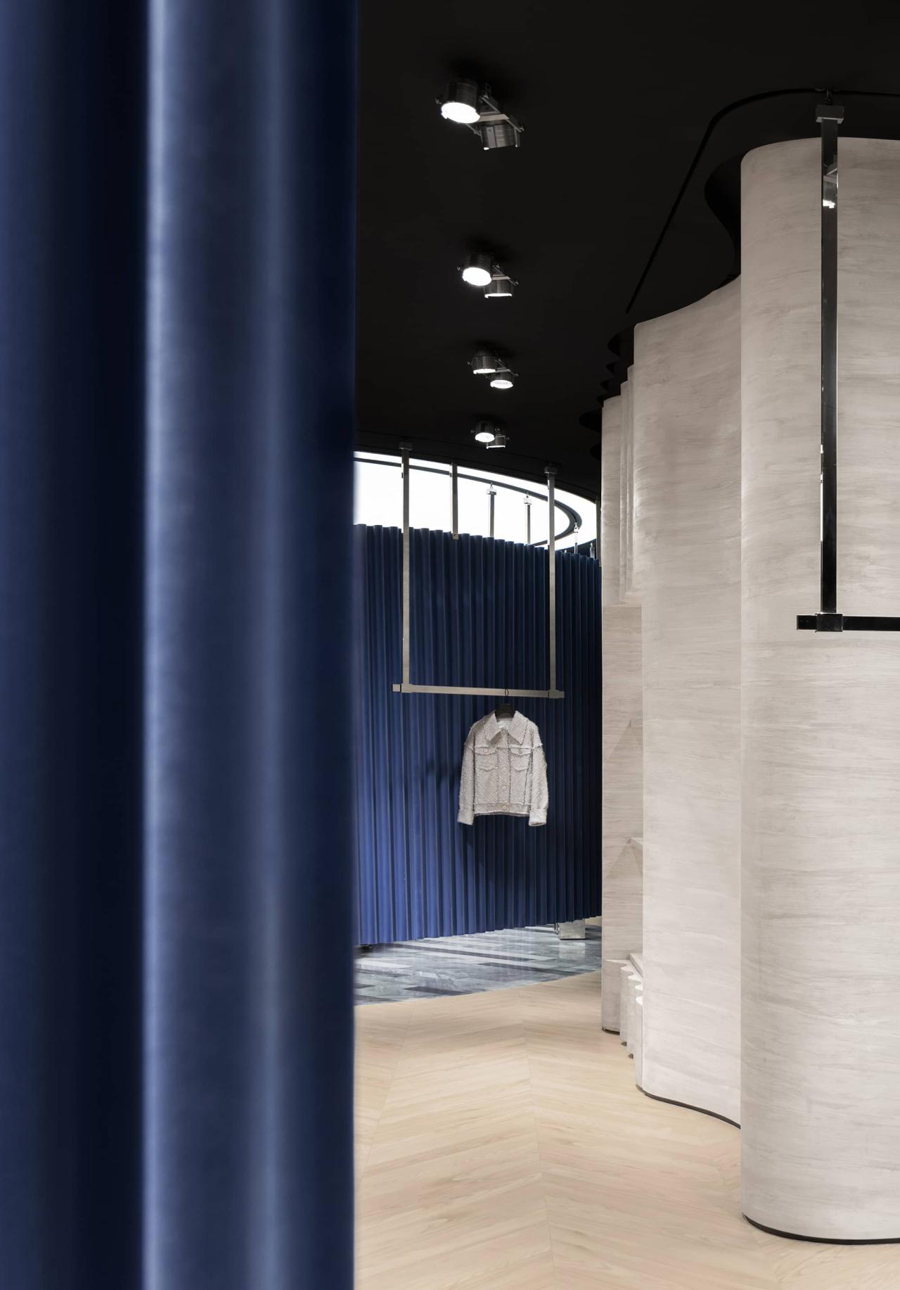 BIM建筑|MITHRIDATE全新精品店:The Sphere 向心剧场 / SLT BIM建筑|MITHRIDATE全新精品店:The Sphere 向心剧场 / SLT