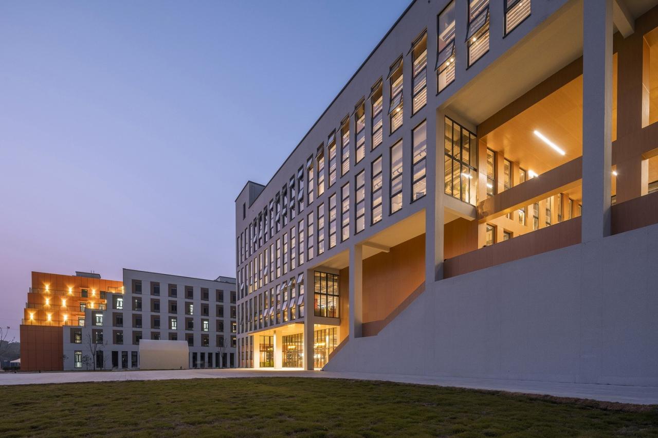 BIM建筑|烟台城市科技职业学院二期 / 超城建筑 BIM建筑|烟台城市科技职业学院二期 / 超城建筑