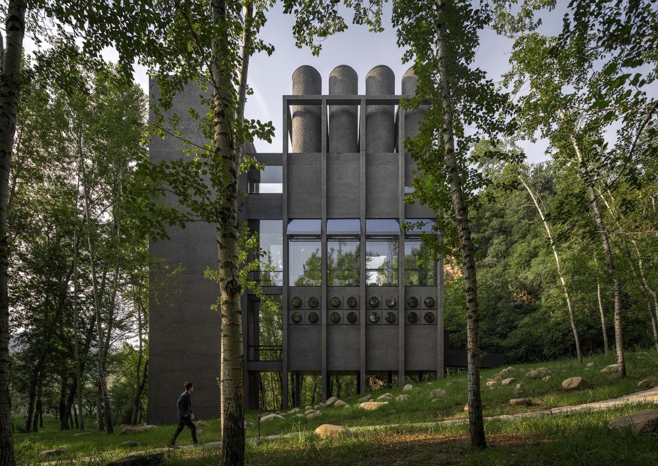 BIM建筑|雾灵山眼石汤泉,林中仪器 / 直向建筑 BIM建筑|雾灵山眼石汤泉,林中仪器 / 直向建筑