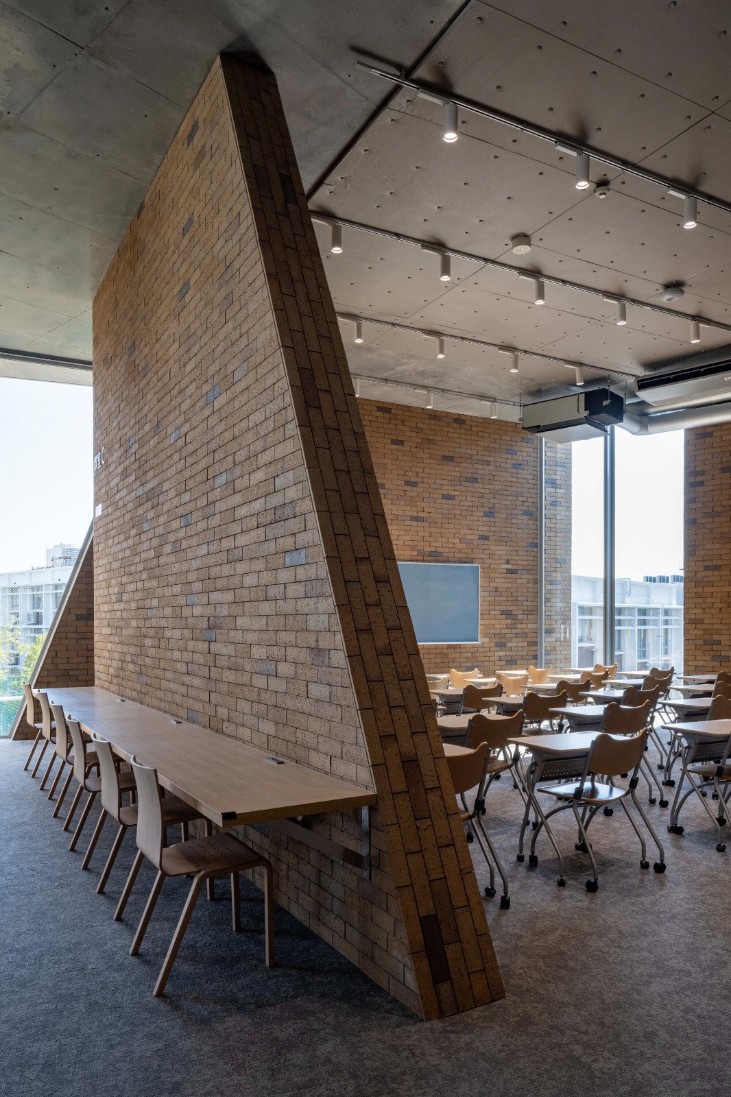 BIM建筑|湘南工科大学附属高中图书馆 / kousou + Fukei Co. BIM建筑|湘南工科大学附属高中图书馆 / kousou + Fukei Co.