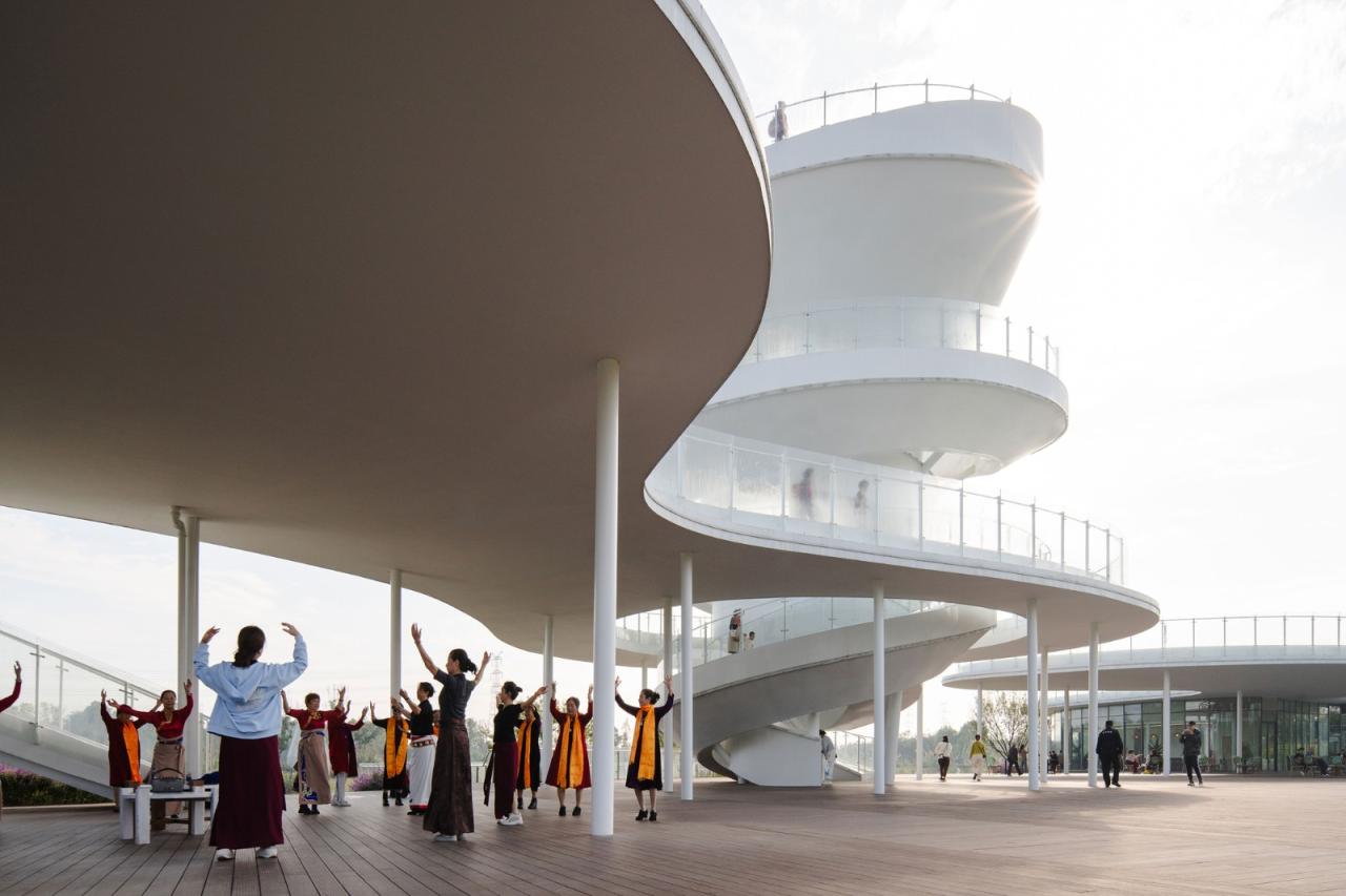 BIM建筑|凫岛 · 鲁家滩湿地公园商业服务中心 / MUDA 慕达建筑 BIM建筑|凫岛 · 鲁家滩湿地公园商业服务中心 / MUDA 慕达建筑