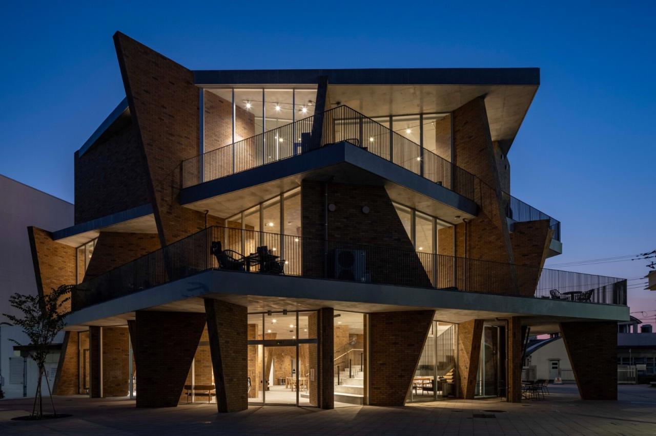 BIM建筑|湘南工科大学附属高中图书馆 / kousou + Fukei Co. BIM建筑|湘南工科大学附属高中图书馆 / kousou + Fukei Co.
