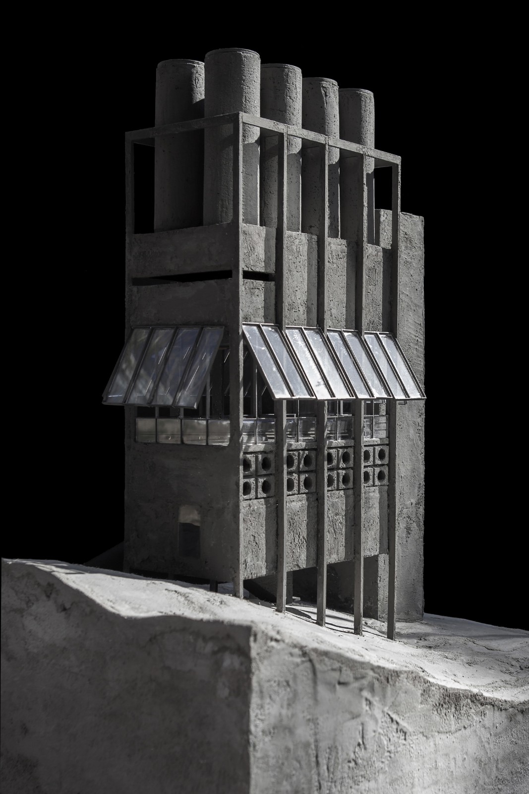 BIM建筑|雾灵山眼石汤泉,林中仪器 / 直向建筑 BIM建筑|雾灵山眼石汤泉,林中仪器 / 直向建筑