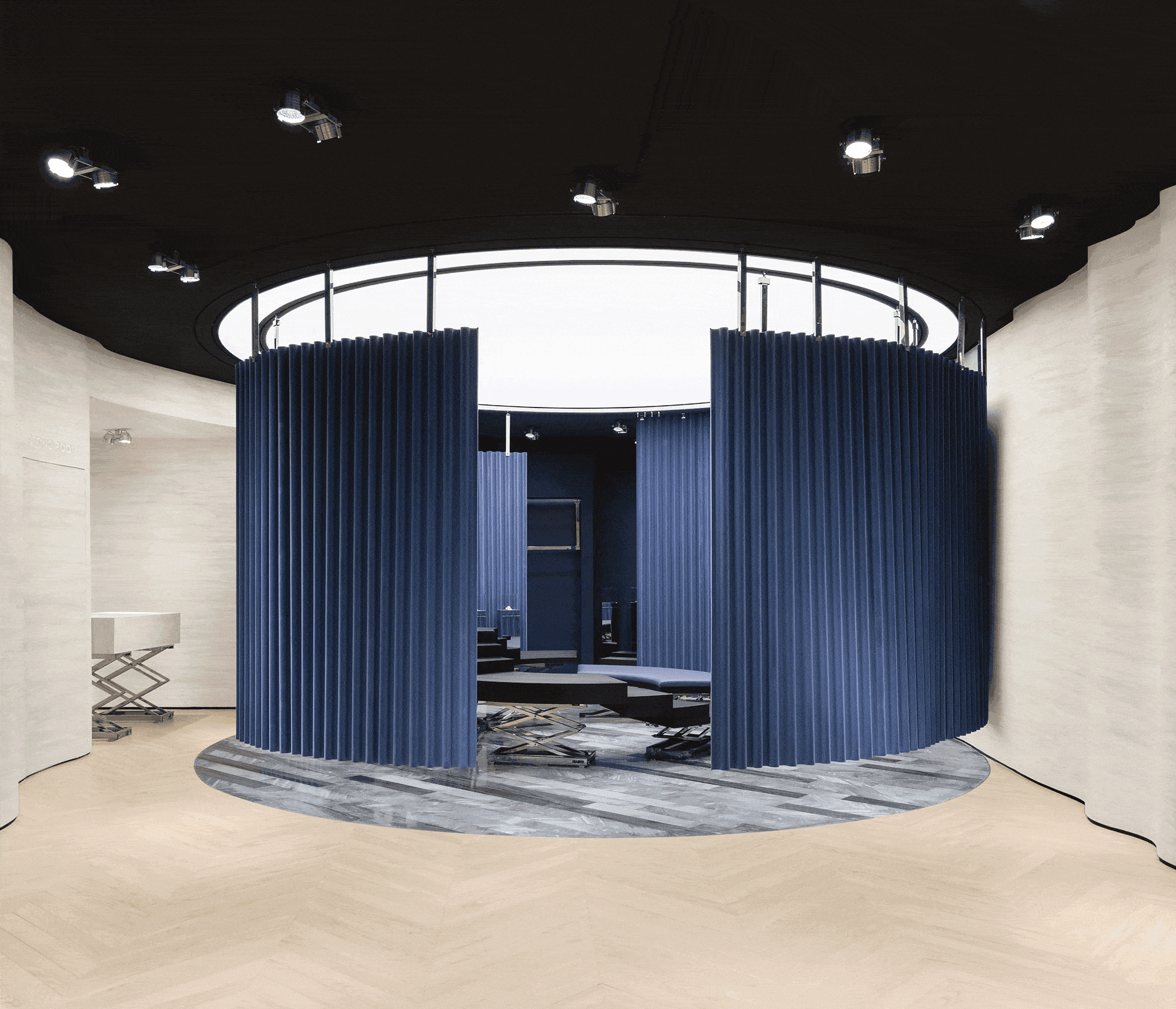 BIM建筑|MITHRIDATE全新精品店:The Sphere 向心剧场 / SLT BIM建筑|MITHRIDATE全新精品店:The Sphere 向心剧场 / SLT