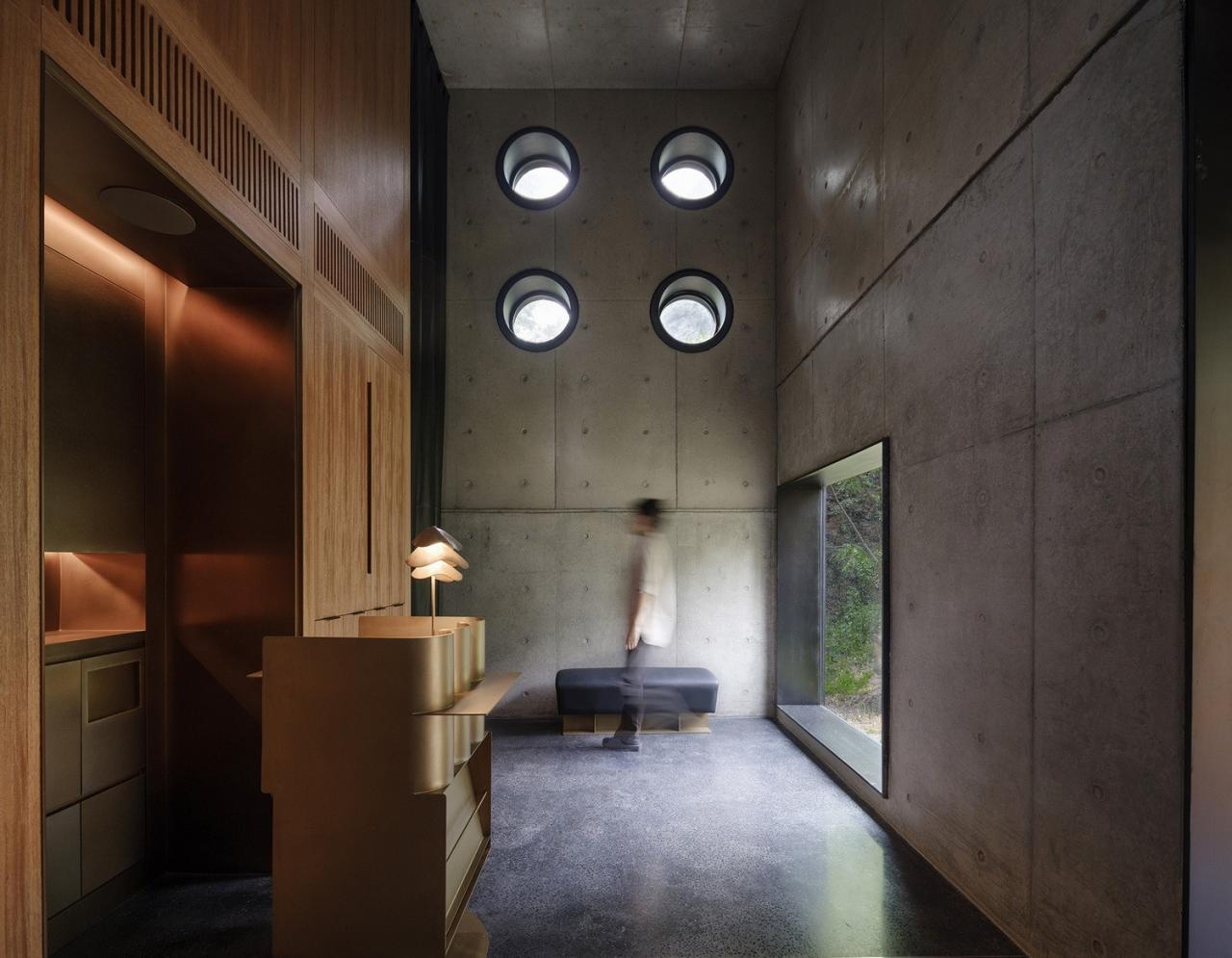 BIM建筑|雾灵山眼石汤泉,林中仪器 / 直向建筑 BIM建筑|雾灵山眼石汤泉,林中仪器 / 直向建筑